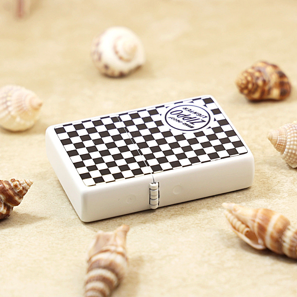 Zippo Retro Flat-Top Checkered Pattern (White Enamel) - KR12